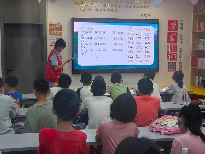7月22日优秀通讯稿 - 副本.docx